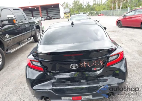 2023 Toyota Gr86 Premium z USA, uszkodzony, nr VIN JF1ZNBE10P9760768